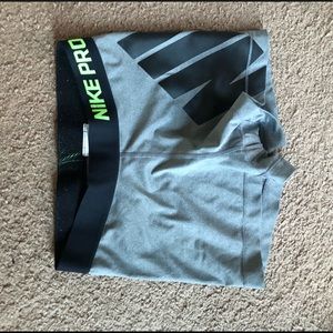 NIKE PRO SPANDEX